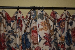 D-022 Soft Top Three Finger Pleat Top Tack , V-Droop Closeup