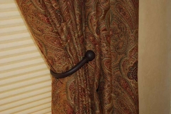 Iron Tie Back Effect